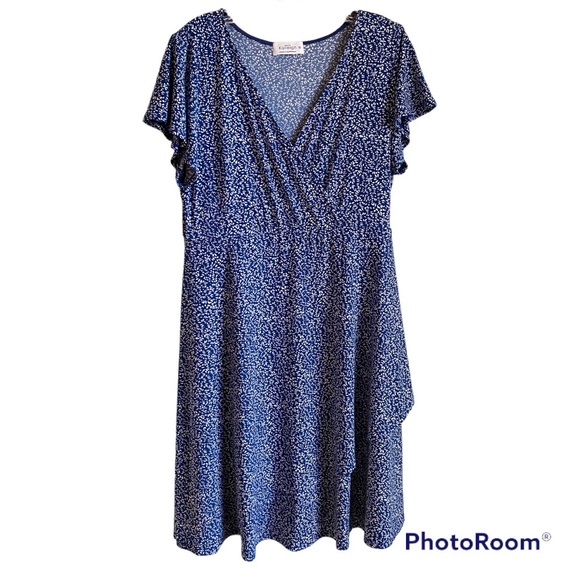 Kaileigh Dresses & Skirts - Kaileigh Stitch Fix Katia Maternity Aline Dress Blue And White Size XL